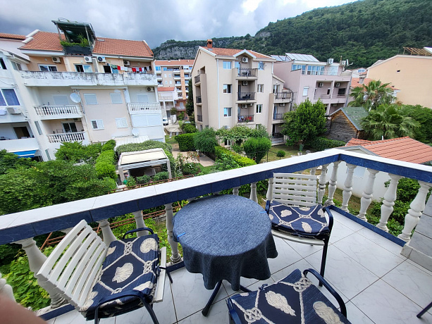Two-bedroom apartment in a quiet part of Budva